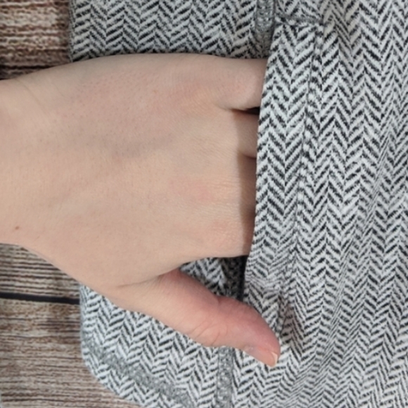 Old Navy herringbone fitted zip up - Picture 5 of 16